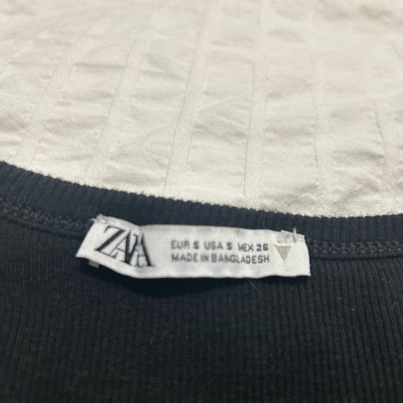 Zara High Neck Tank Top - Picture 4 of 4